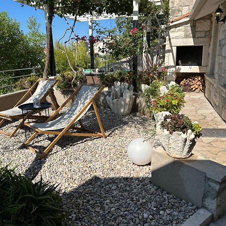 Romantic Stone- Studio Apartman Omiš Eksteriør bilde