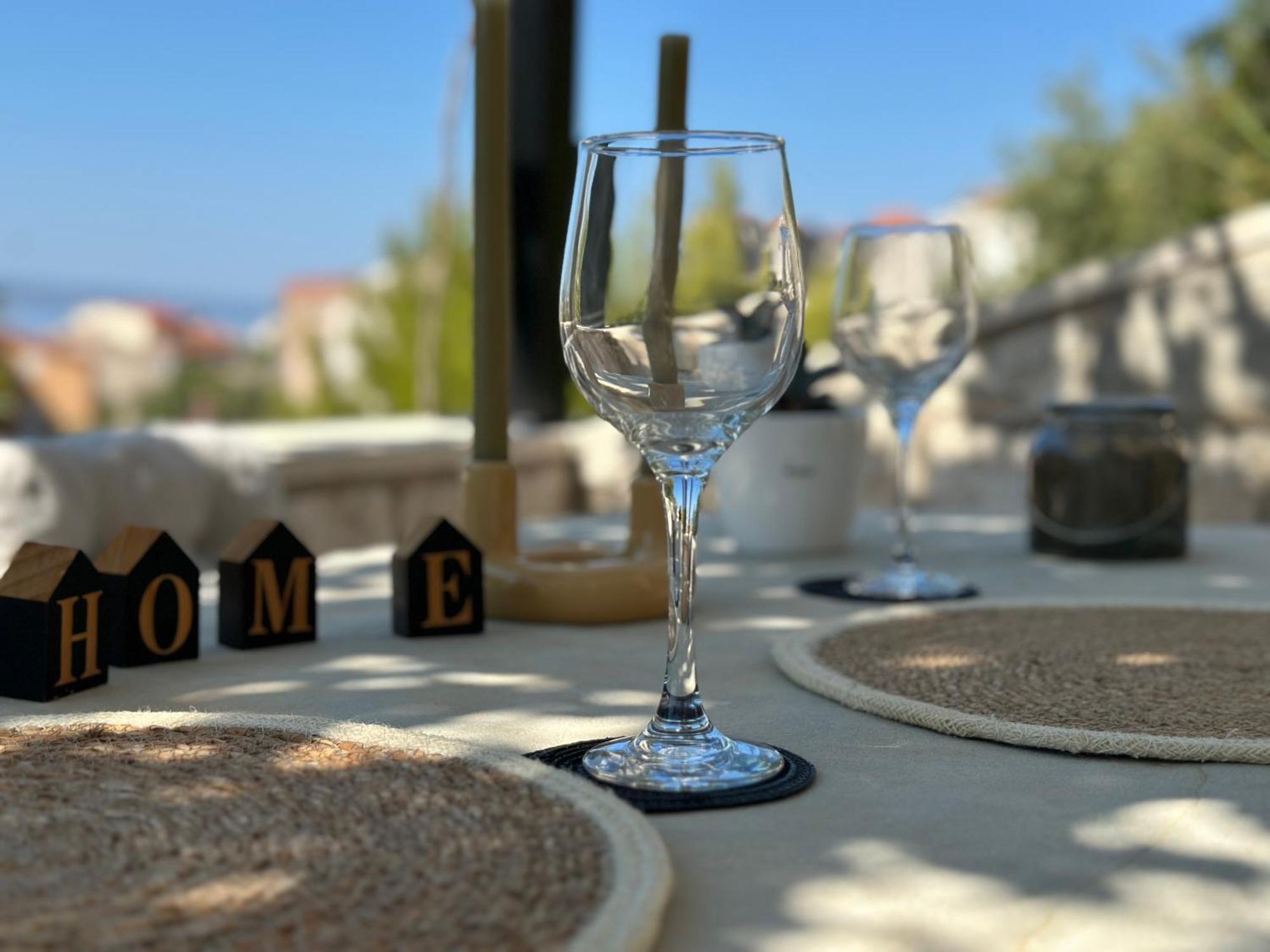 Romantic Stone- Studio Apartman Omiš Eksteriør bilde